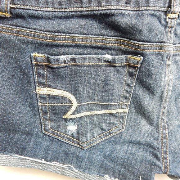 Size: 6 American Eagle Artist Women's Distressed Cut-off Denim Shorts - Picture 10 of 11